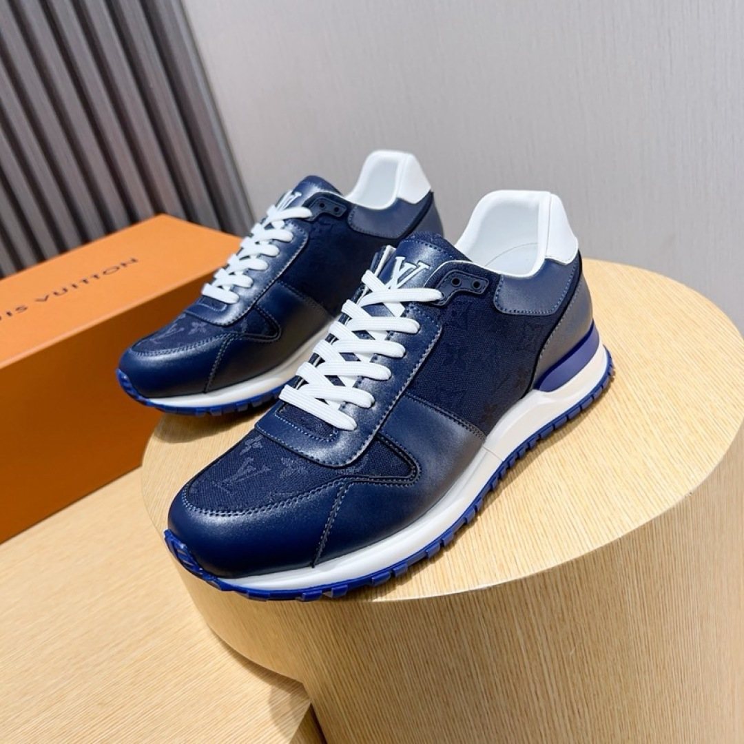 Louis Vuitton Low-Top Sneakers - Rubber Outsole