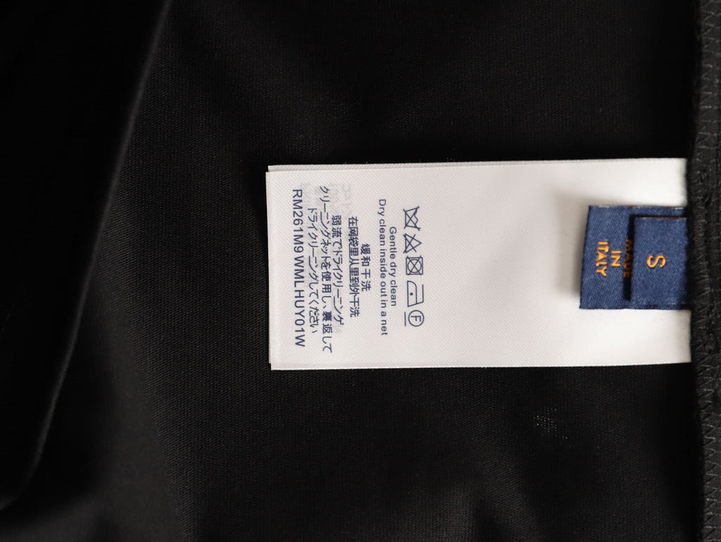Louis Vuitton Dotted Lettering T-Shirt - Black